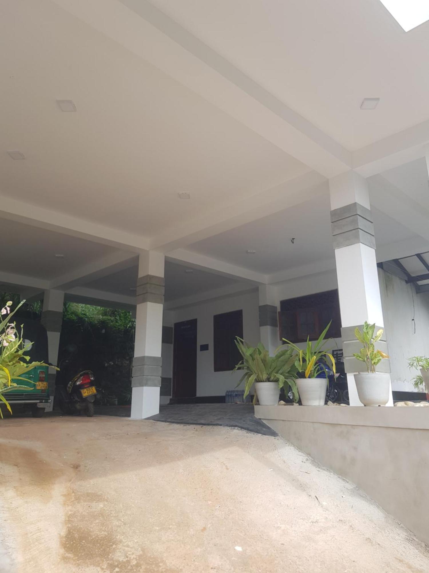 Methusha Holiday House Mirissa Esterno foto